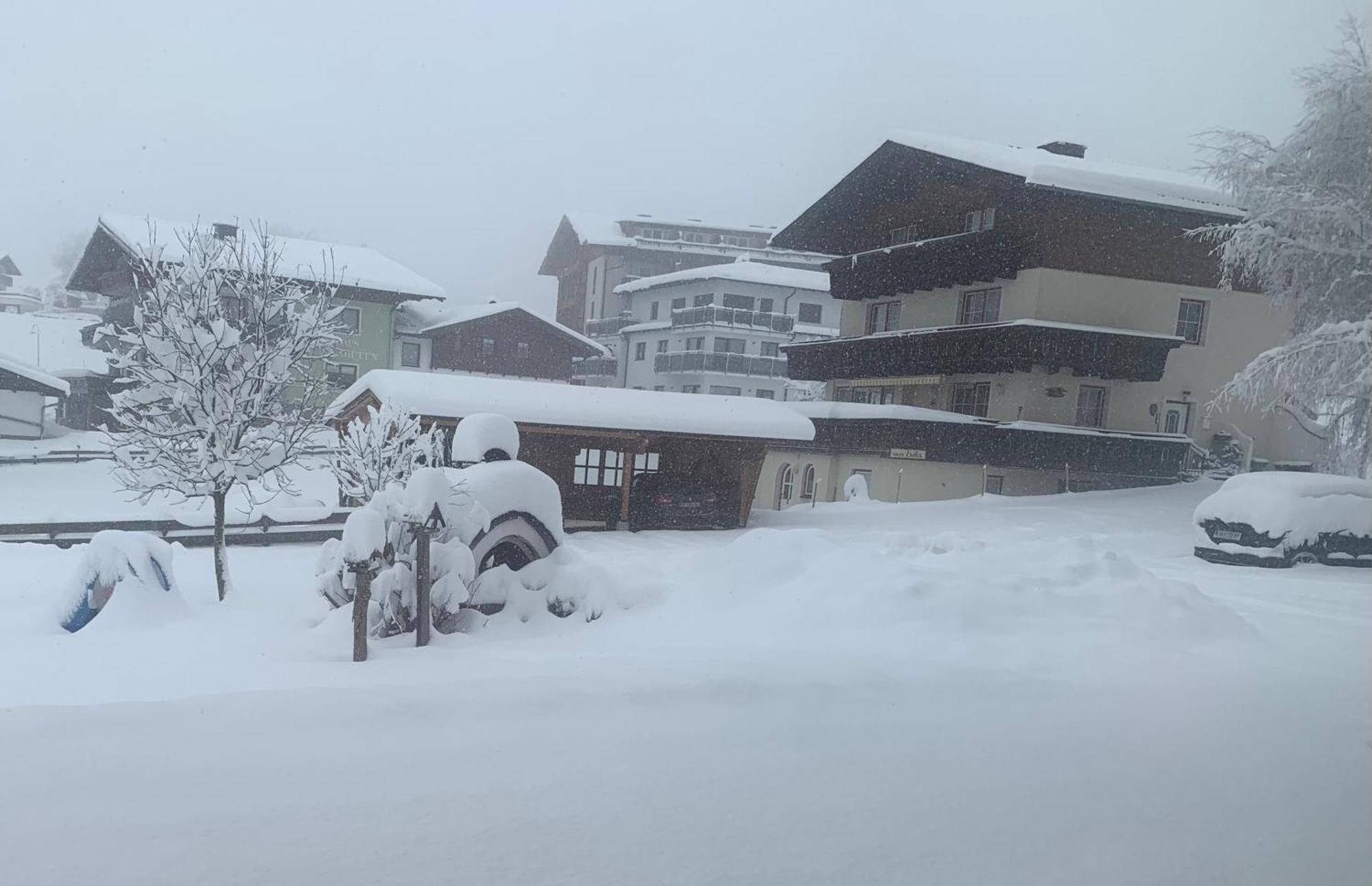 Fruehstueckspension Erika Schladming Kültér fotó